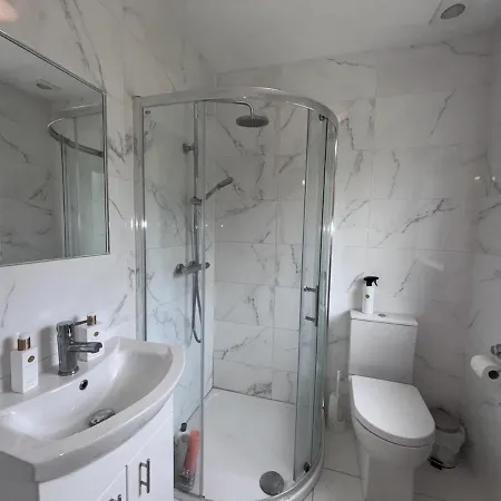 Beachside Bliss 3 Bedroom Retreat With Garden * Bettystown
