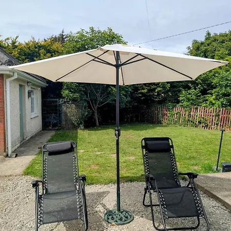 Dom wakacyjny Beachside Bliss 3 Bedroom Retreat With Garden Bettystown